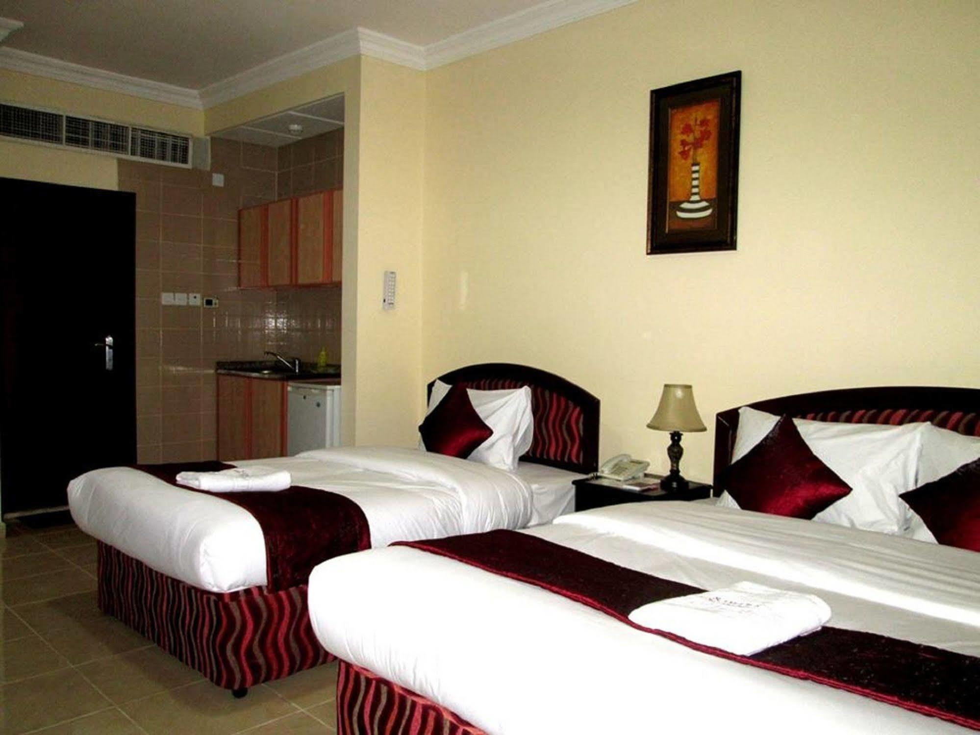 Al Barakah Hotel Şarja Dış mekan fotoğraf
